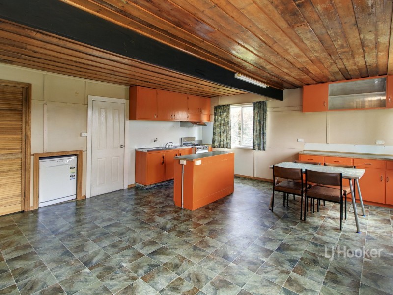 256 Day Avenue, Omeo VIC 3898