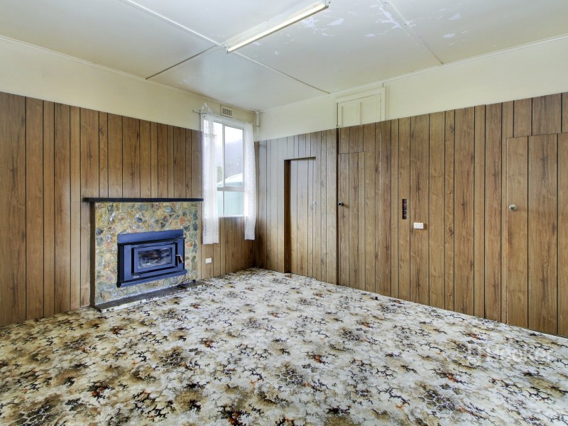 256 Day Avenue, Omeo VIC 3898