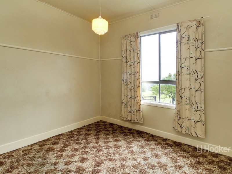 256 Day Avenue, Omeo VIC 3898