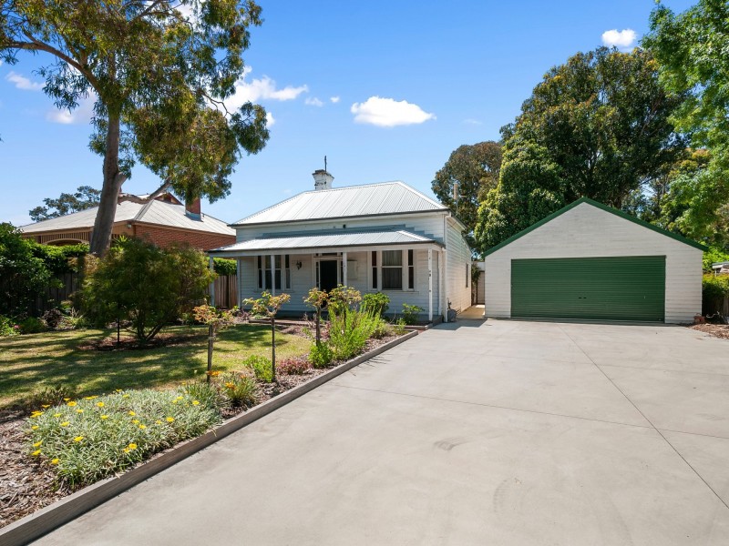 18 Victoria Street, Bairnsdale VIC 3875