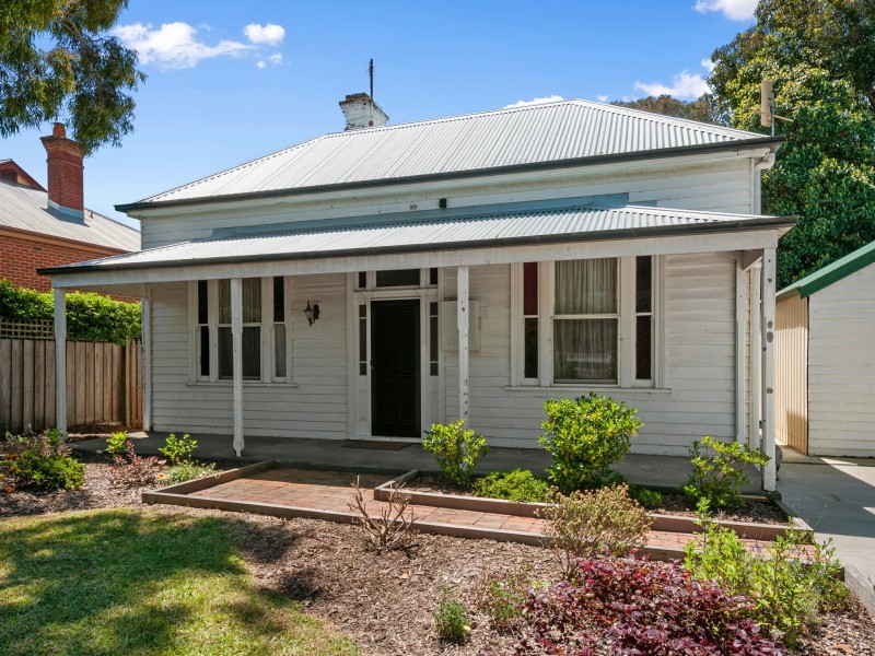 18 Victoria Street, Bairnsdale VIC 3875