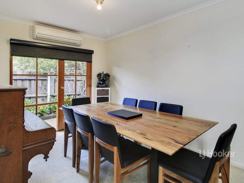 13 Harnham Drive, Bairnsdale VIC 3875