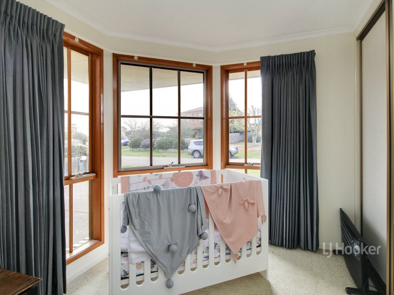 13 Harnham Drive, Bairnsdale VIC 3875