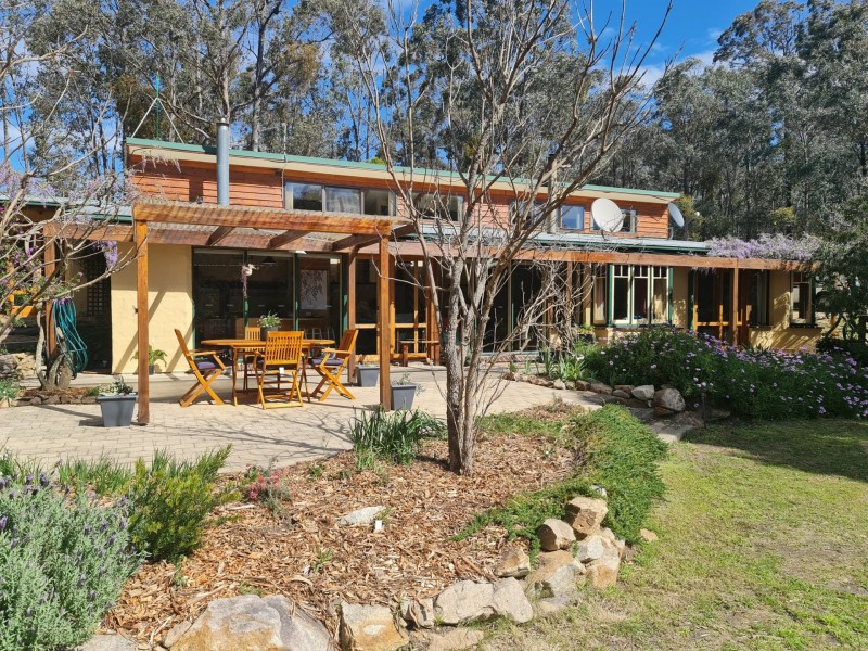 11 Cockatoo Lane, Bruthen VIC 3885