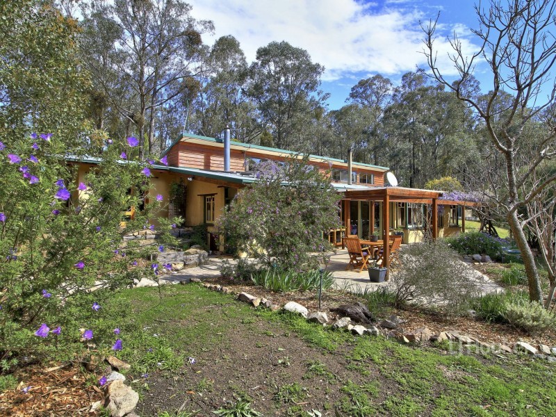 11 Cockatoo Lane, Bruthen VIC 3885