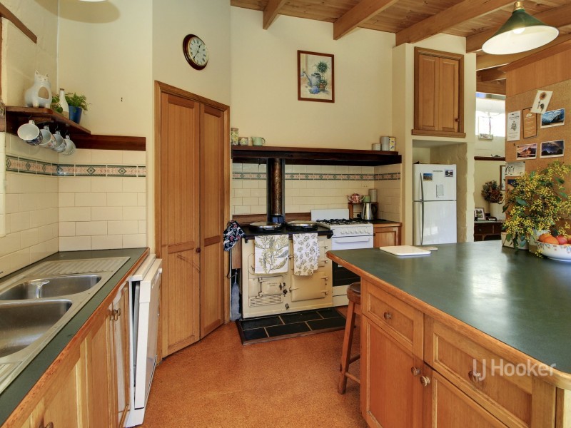 11 Cockatoo Lane, Bruthen VIC 3885