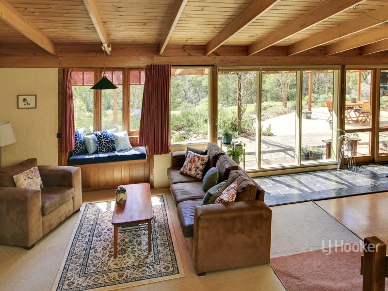 11 Cockatoo Lane, Bruthen VIC 3885