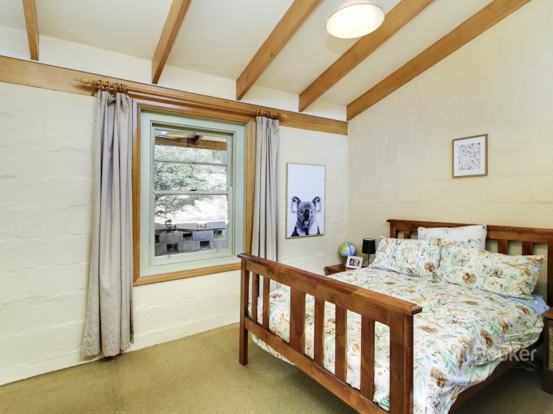 11 Cockatoo Lane, Bruthen VIC 3885