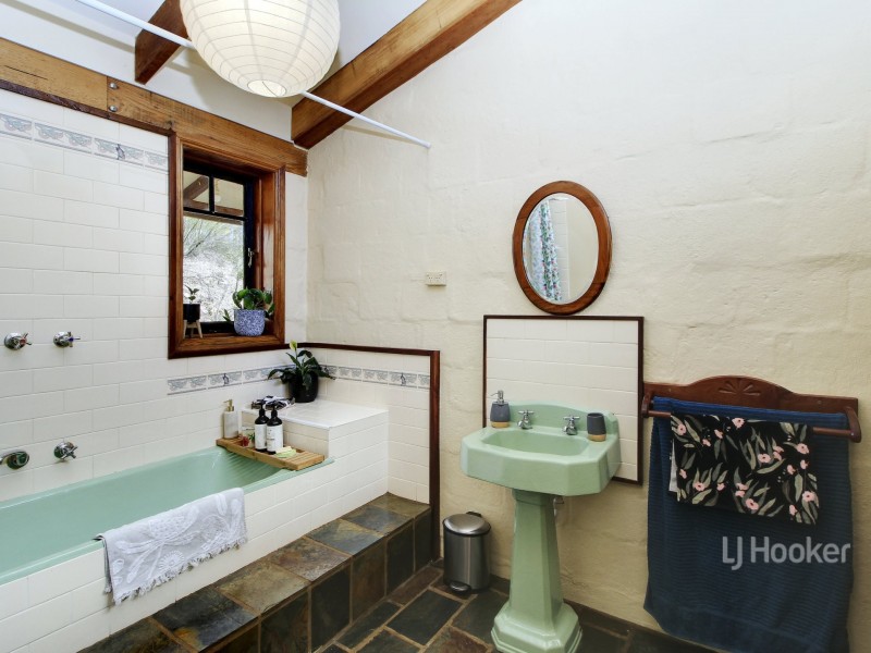 11 Cockatoo Lane, Bruthen VIC 3885