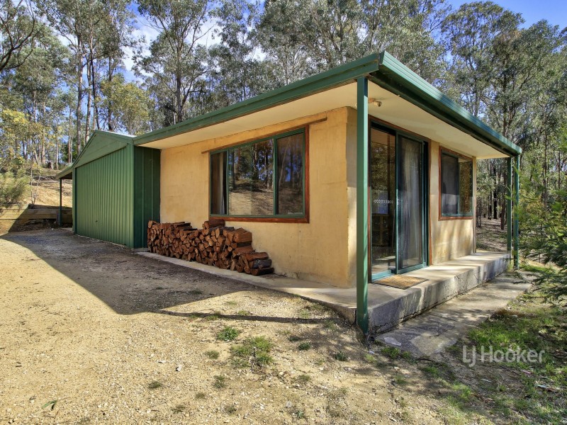 11 Cockatoo Lane, Bruthen VIC 3885