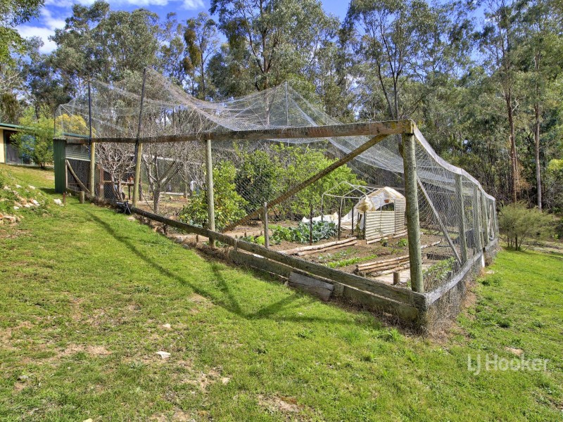 11 Cockatoo Lane, Bruthen VIC 3885
