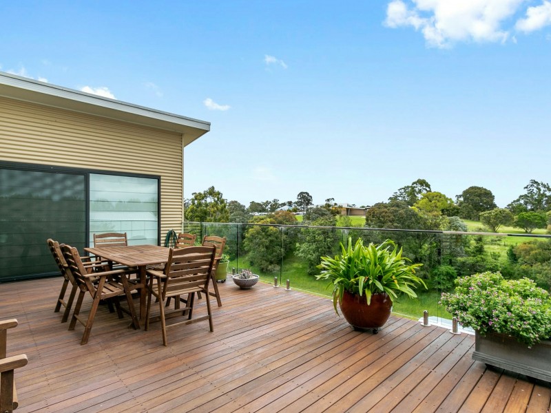 35 Harnham Drive, Bairnsdale VIC 3875