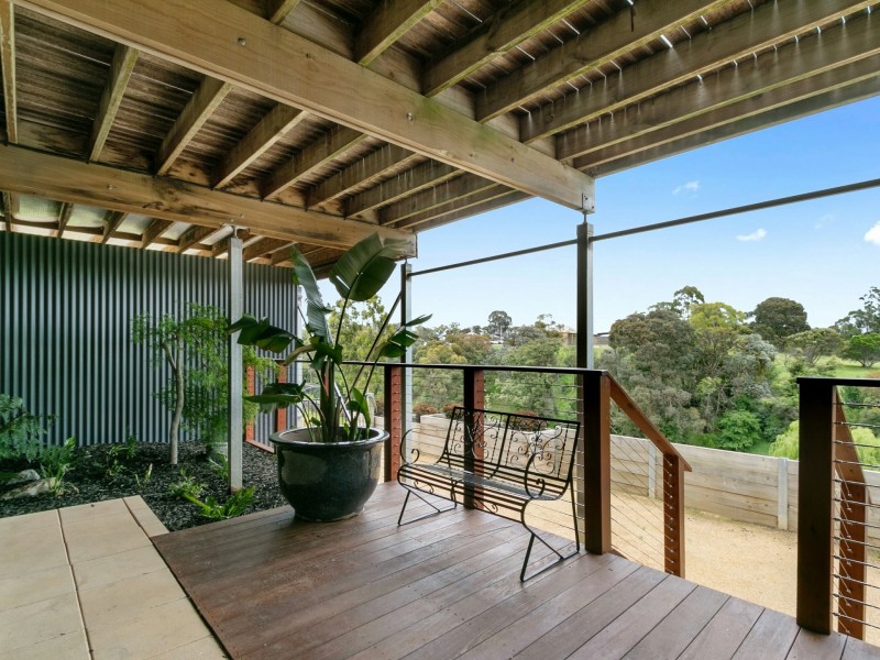 35 Harnham Drive, Bairnsdale VIC 3875