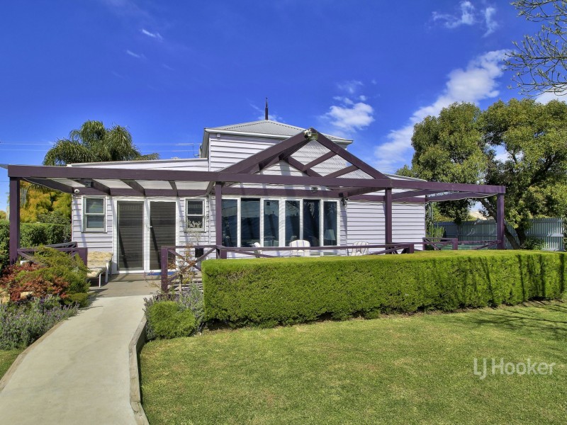 180 Macleod Street, Bairnsdale VIC 3875
