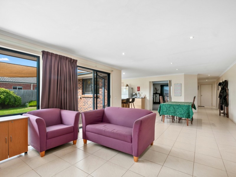 85 Gatehouse Drive, Eastwood VIC 3875