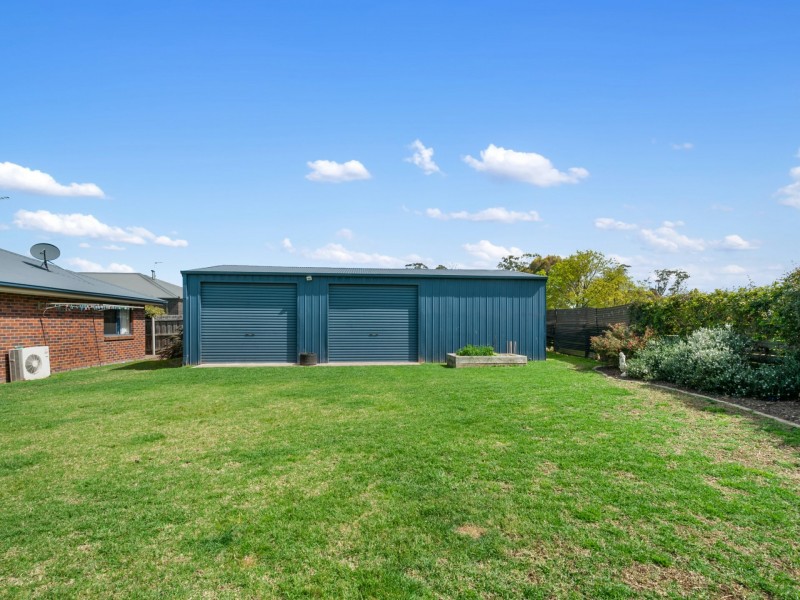 85 Gatehouse Drive, Eastwood VIC 3875