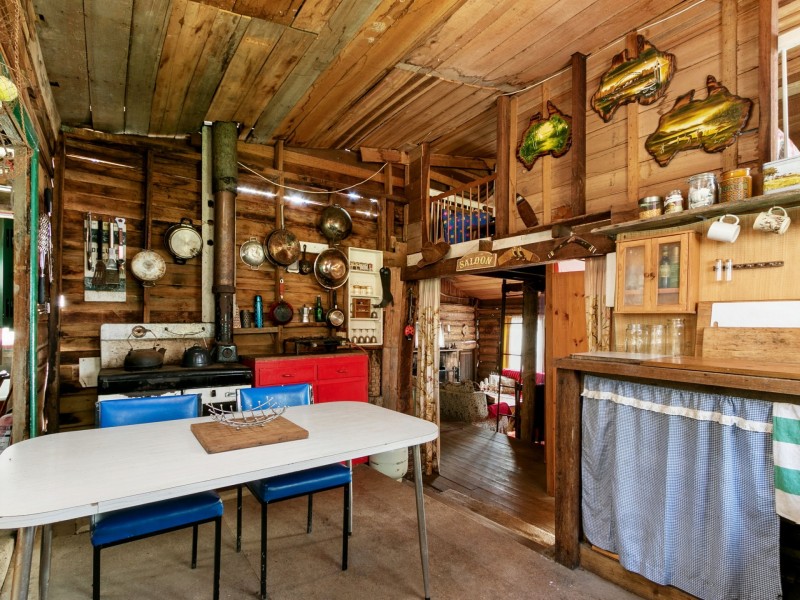 9 Cockatoo Lane, Bruthen VIC 3885