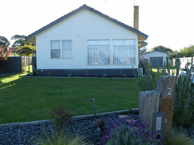2 James Court, Bairnsdale VIC 3875