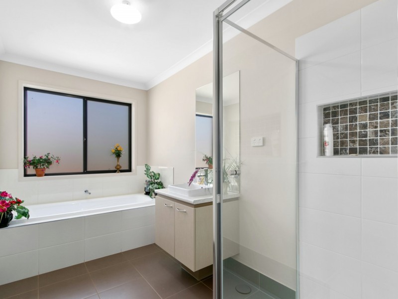 1 Lowe Court, Eastwood VIC 3875