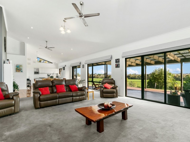 15 Bluff Court, Eastwood VIC 3875