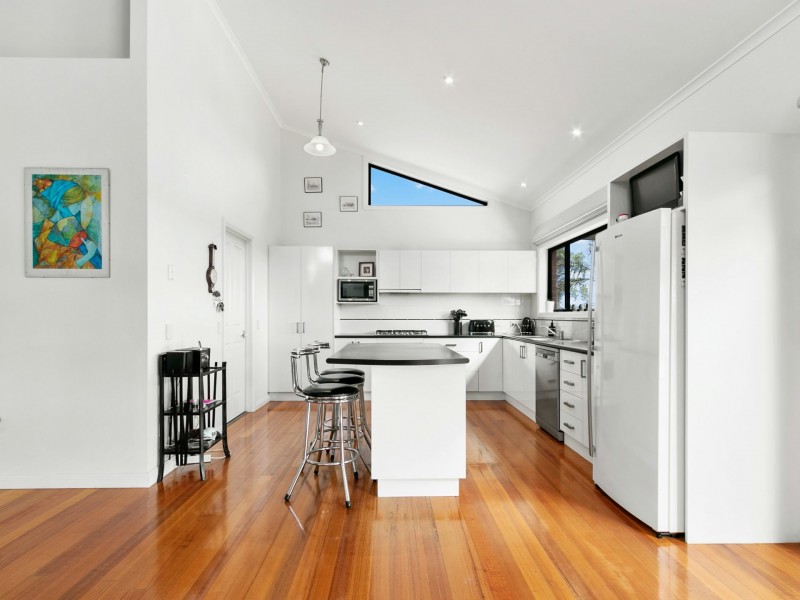 15 Bluff Court, Eastwood VIC 3875