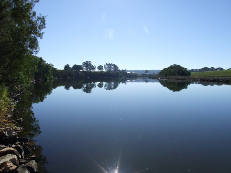 4 (Lot 8)  Floreani Place, Nicholson VIC 3882