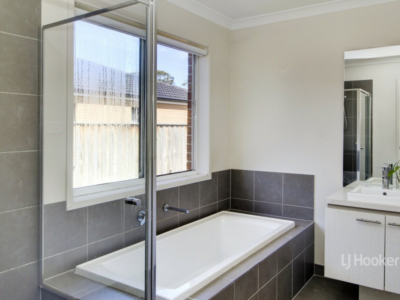 13 Eastcoast Court, East Bairnsdale VIC 3875