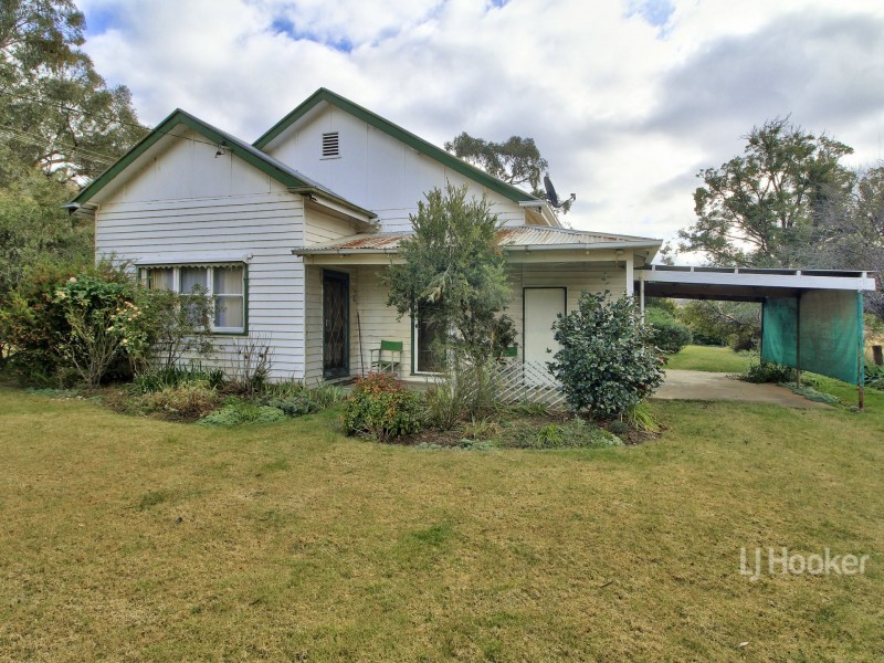 10-14 Factory Lane, Swifts Creek VIC 3896