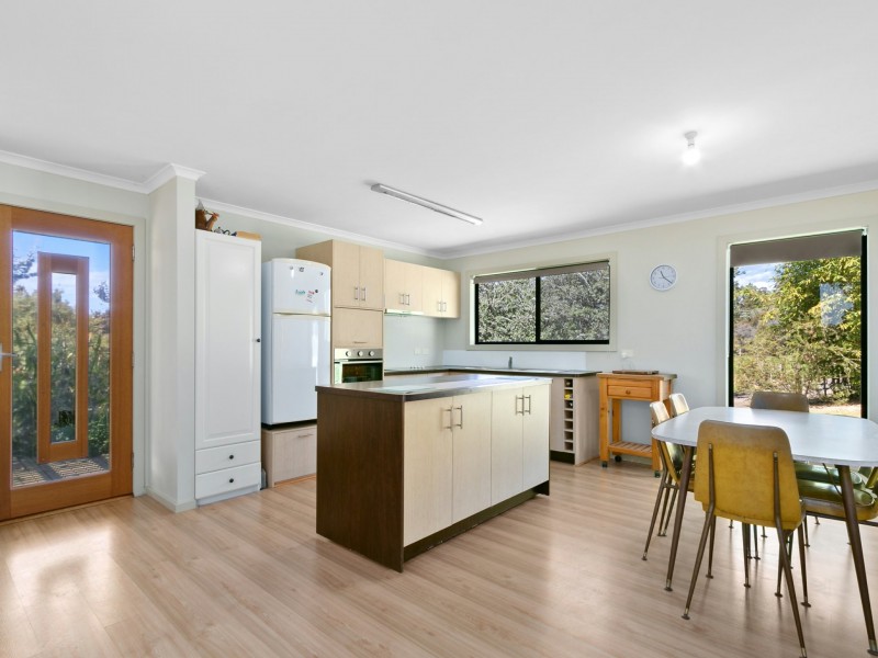 28 Lambournes Road, Bruthen VIC 3885