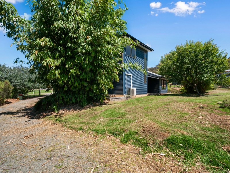 28 Lambournes Road, Bruthen VIC 3885