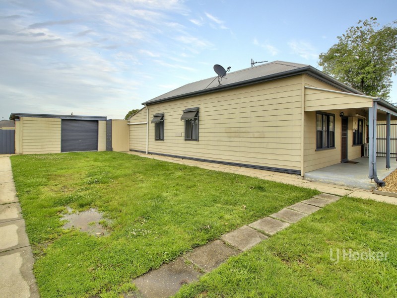13 Swan Street, Bairnsdale VIC 3875