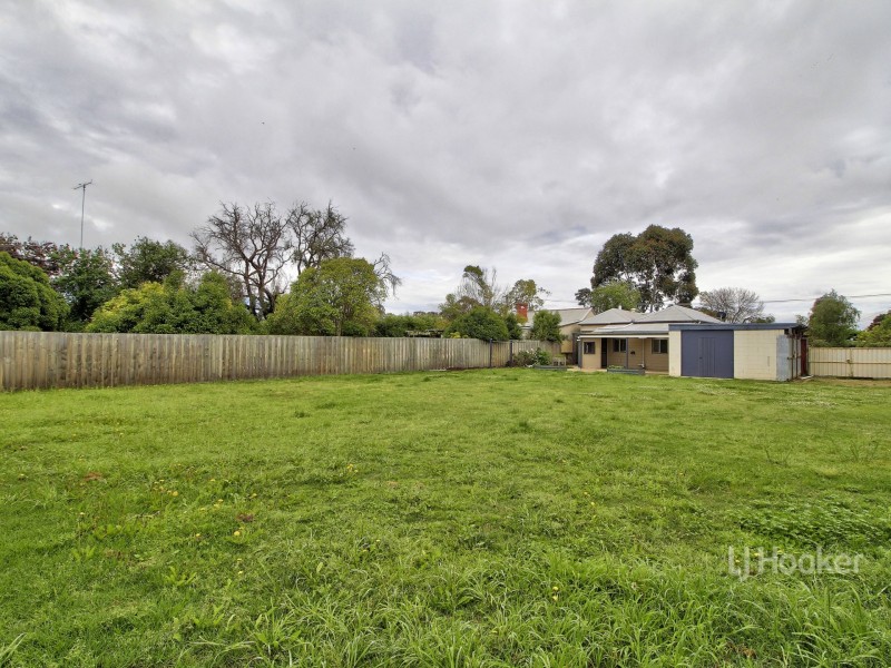 13 Swan Street, Bairnsdale VIC 3875