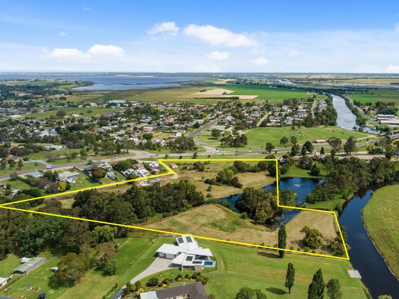 9 Dickeson Lane, Lucknow VIC 3875