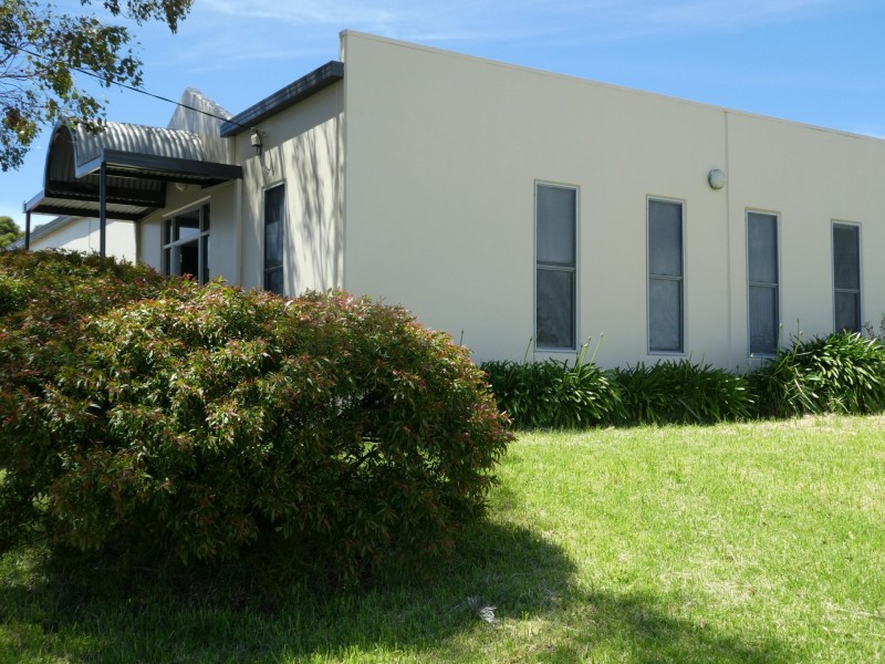 22 McCullough Street, Lakes Entrance VIC 3909