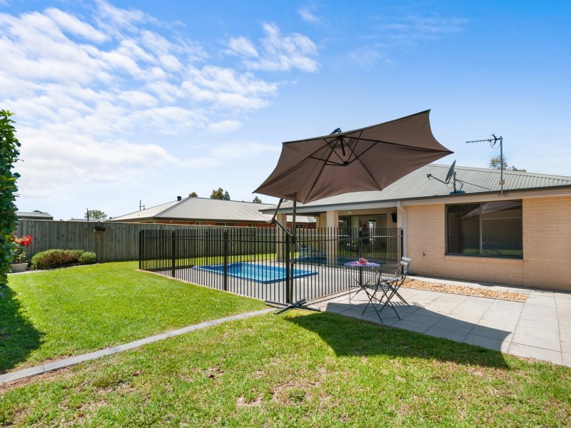 27 Shannon Boulevard, Bairnsdale VIC 3875