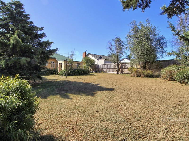 143 Dalmahoy Street, Bairnsdale VIC 3875