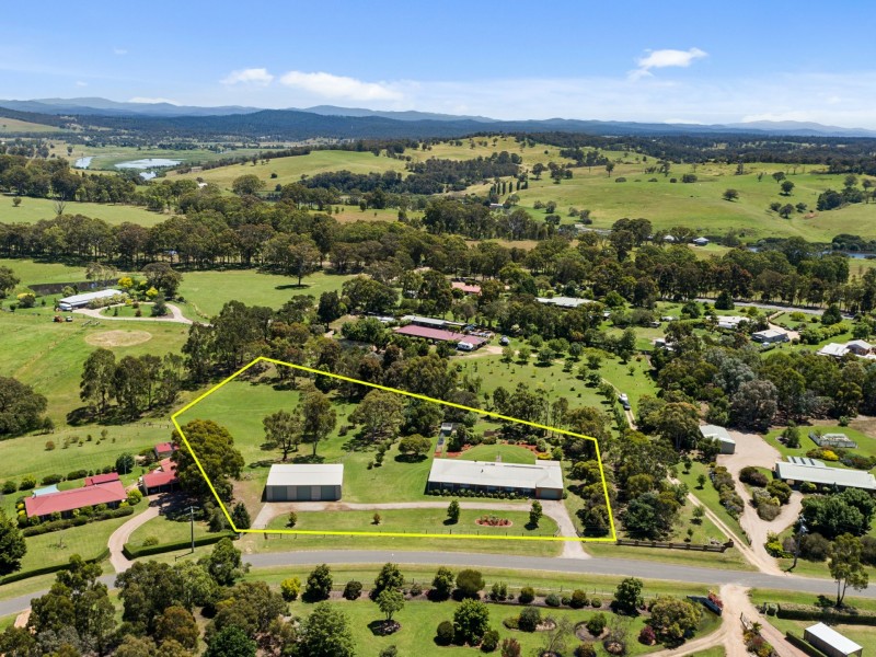 26 Amberly Drive, Nicholson VIC 3882