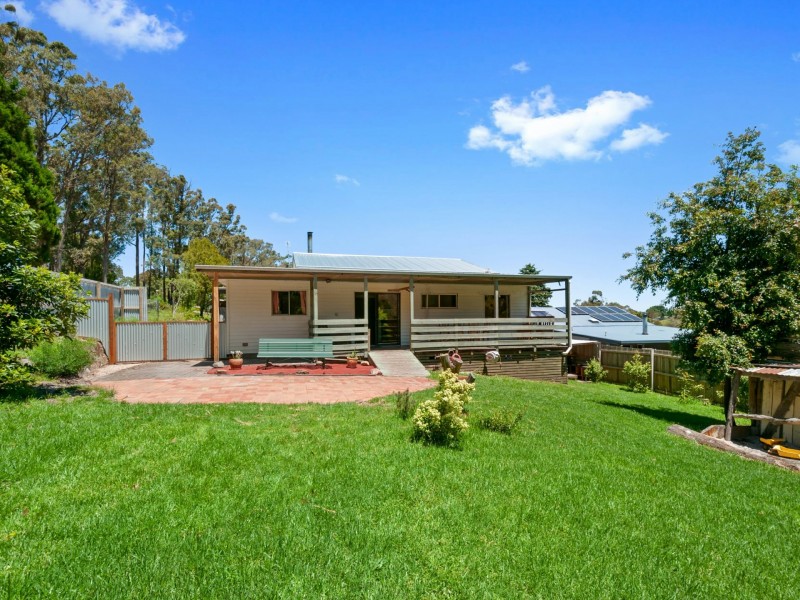 25 Sandy Street, Bruthen VIC 3885