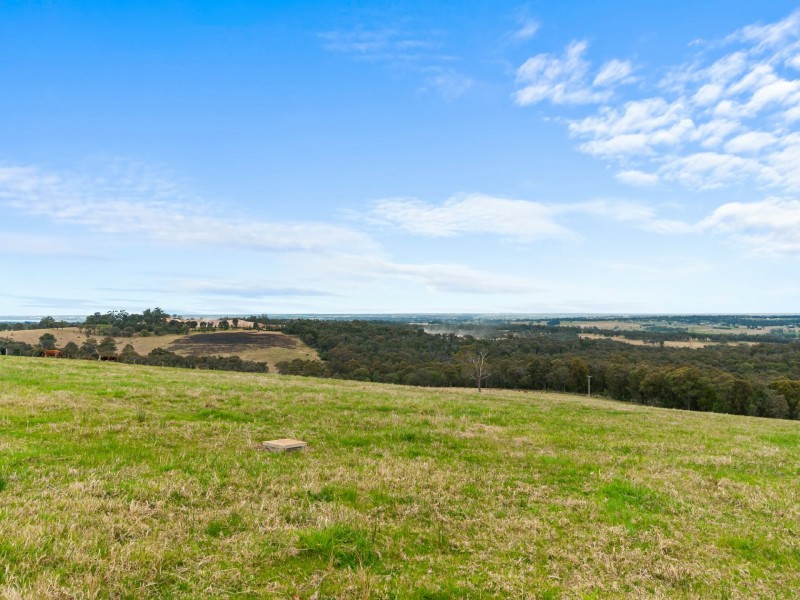 9 Pheasant Track, Granite Rock VIC 3875