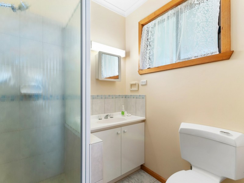 9 Pheasant Track, Granite Rock VIC 3875