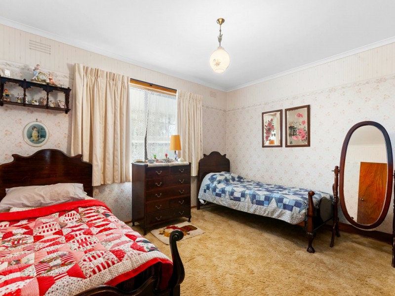 9 Pheasant Track, Granite Rock VIC 3875