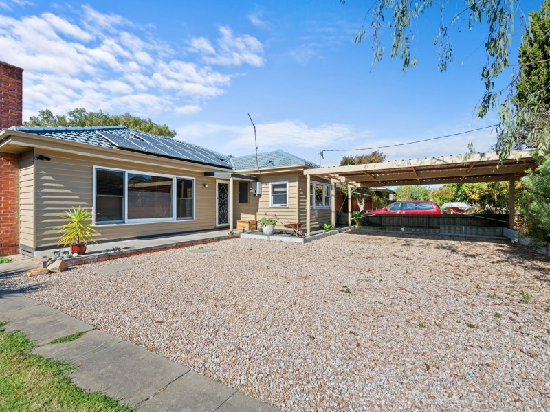 10 Dean Street, Bairnsdale VIC 3875