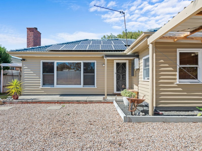 10 Dean Street, Bairnsdale VIC 3875