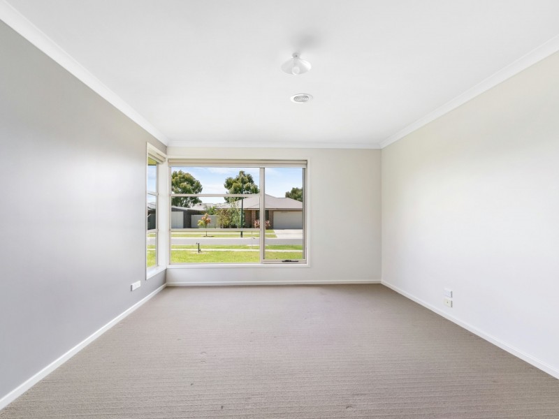 14 Schrader Court, Eastwood VIC 3875