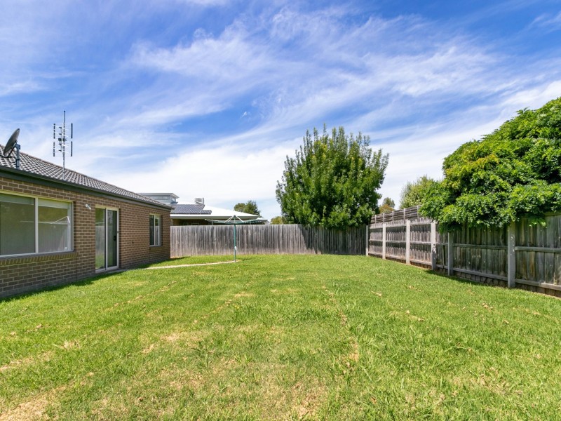 14 Schrader Court, Eastwood VIC 3875