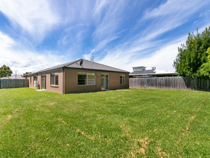 14 Schrader Court, Eastwood VIC 3875