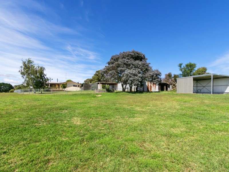 65 Ives Road, Lindenow South VIC 3875