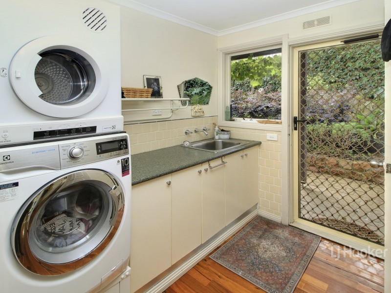 49 – 51 Robb Street, Bairnsdale VIC 3875