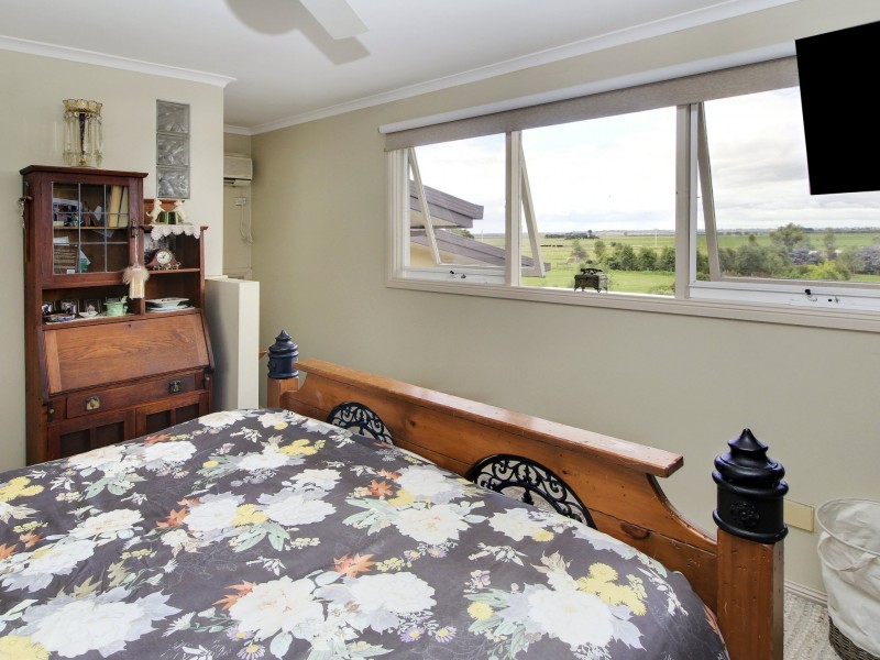 49 – 51 Robb Street, Bairnsdale VIC 3875