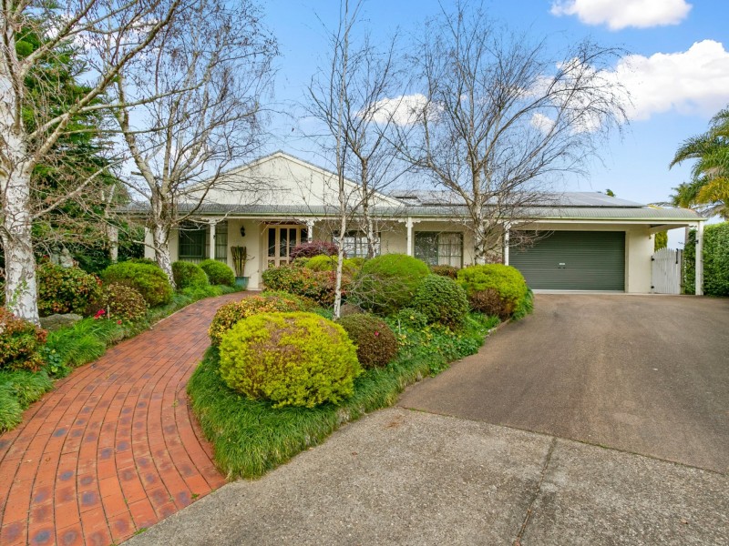 12 Llewelyn Court, Bairnsdale VIC 3875